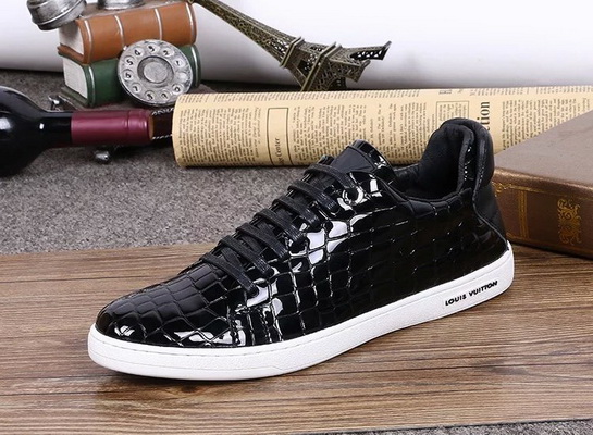 LV Fashion Casual Shoes Men--030